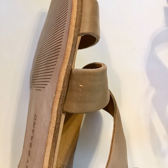 LUCKY BRAND Bandyta Tan Strappy Sandals Size 8.5 - Picture 7 of 8